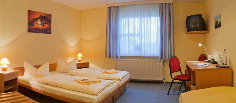 Hotel Garni Zwickau-Mosel ミュルセン エクステリア 写真