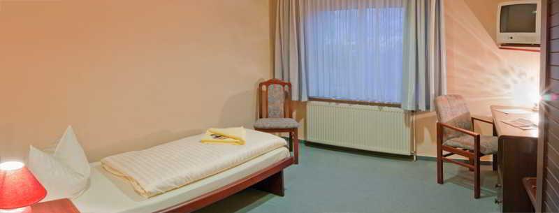 Hotel Garni Zwickau-Mosel ミュルセン エクステリア 写真
